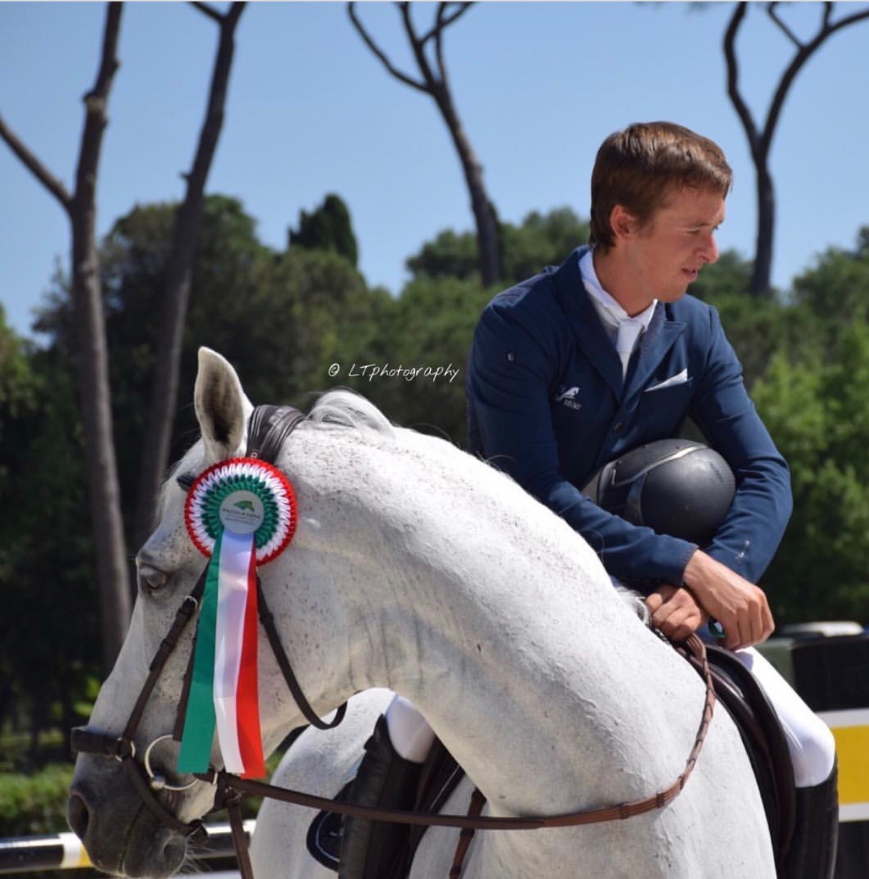 It has been a good weekend for Bertram in Rome. Yesterday Bertram and 'It's Me' finished 3rd in the 1m45 speed class. ( Molly in the photo) Photo Letzia Temerario
